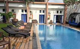 Hotel Cloud 9 Negombo
